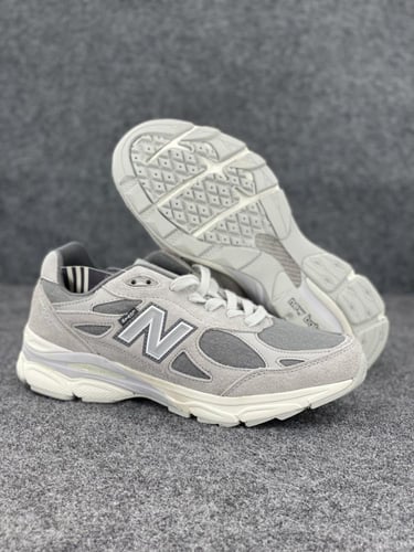 نيو بالانس 990