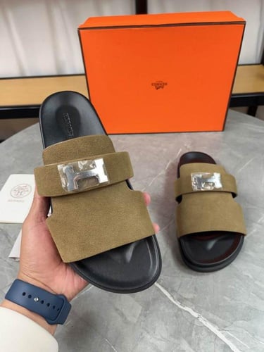 صندل هيرمز جاكسون رجالي شامواه زيتي