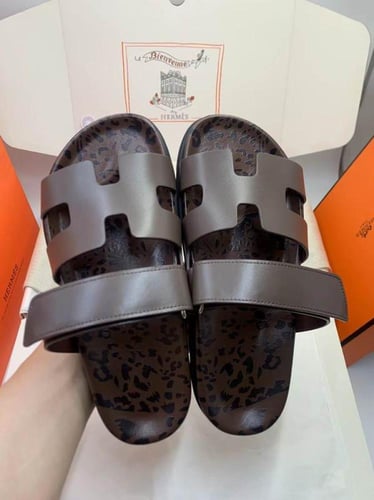 صندل هيرمز شايبر للجنسين