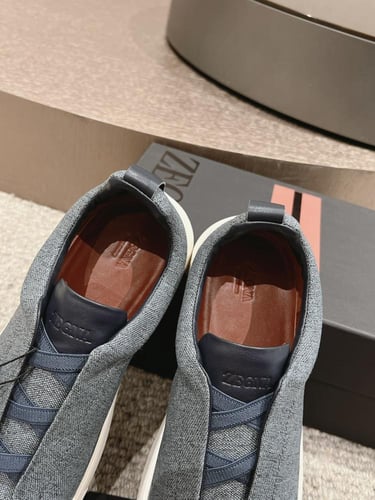 حذاء رجالي زينيا تربيل ستيتش قماش وجلد بني فاتح