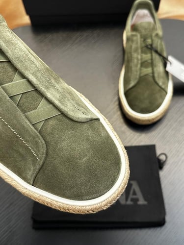 حذاء رجالي زينيا تربيل ستيتش جلد شامواه أخضر