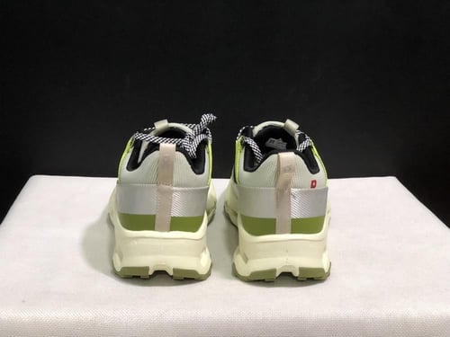 حذاء اون راننج on running cloudhorizon