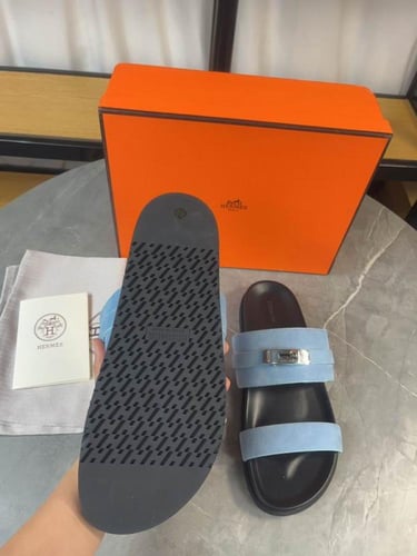 صندل هيرمز جاكسون شامواه رجالي رصاصي