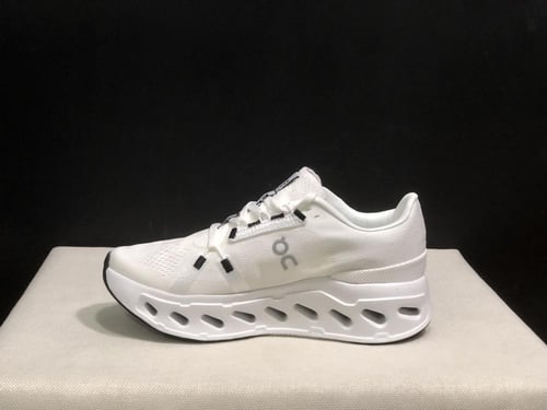 حذاء اون راننج on running cloudclipse