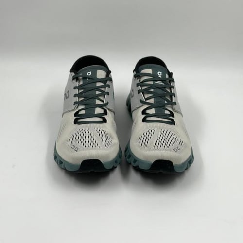 حذاء اون راننج كلاود