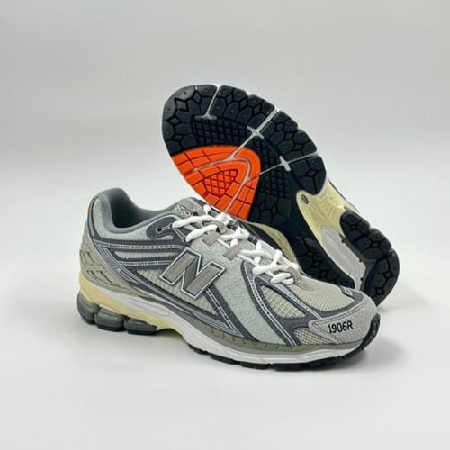 نيوبالانس 200