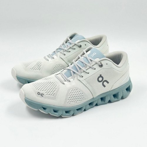 حذاء اون راننج كلاود on running