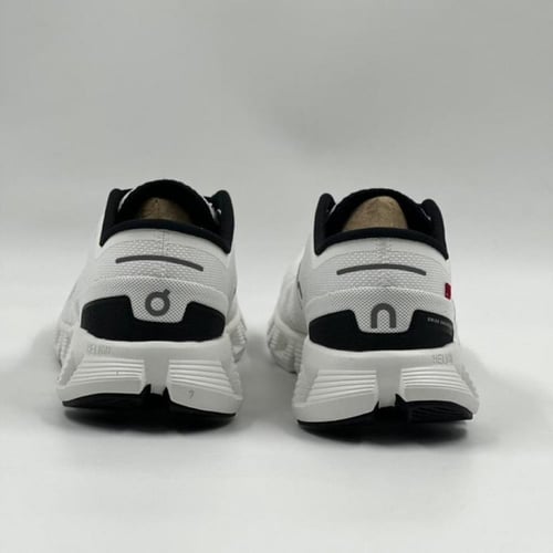 حذاء اون راننج كلاود اكس