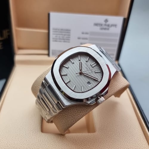 ساعة باتيك فليب