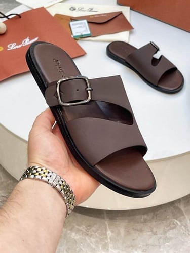 صندل لوروبيانا رجالي