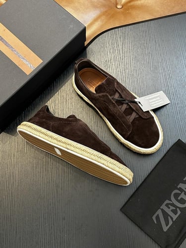 حذاء رجالي زينيا تربيل ستيتش جلد شامواه بني