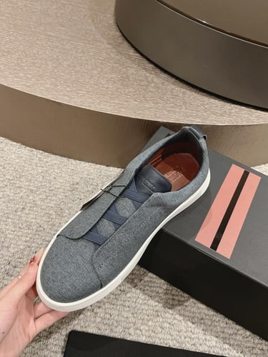 حذاء رجالي زينيا تربيل ستيتش قماش وجلد بني فاتح