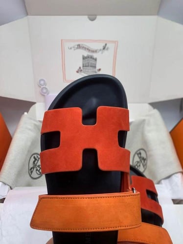 صندل هيرمز شايبر للجنسين