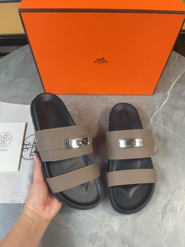 صندل هيرمز جاكسون رجالي بني فاتح