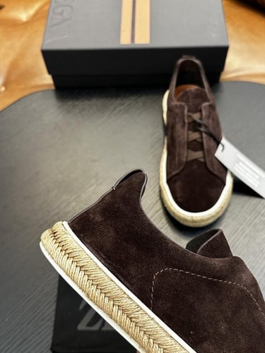 حذاء رجالي زينيا تربيل ستيتش جلد شامواه بني