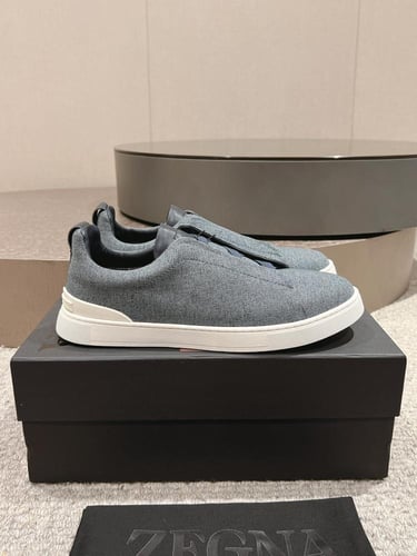 حذاء رجالي زينيا تربيل ستيتش قماش وجلد بني فاتح