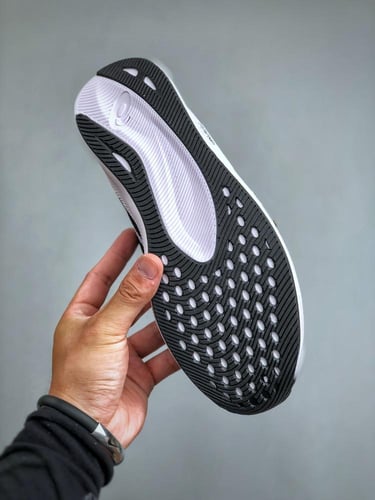 حذاء اسيكس Hyper Speed