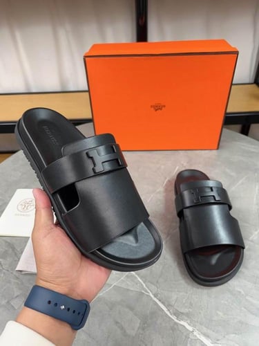 صندل هيرمز جاكسون رجالي اسود