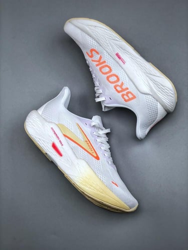حذاء بروكس هايبرون ماكس Brooks Hyperion Max 2