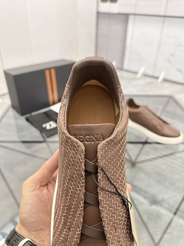 حذاء رجالي زينيا تربيل ستيتش جلد بني