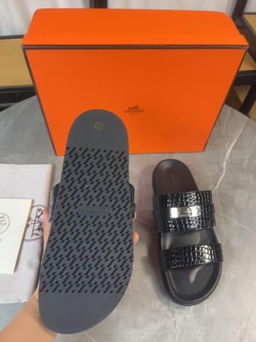 صندل هيرمز جاكسون رجالي اسود