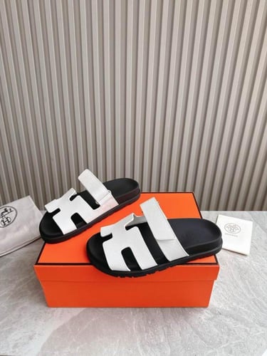 صندل هيرمز شايبر للجنسين