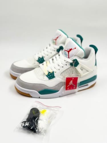 حذاء جوردان فور