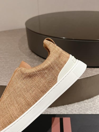 حذاء رجالي زينيا تربيل ستيتش قماش وجلد بني فاتح