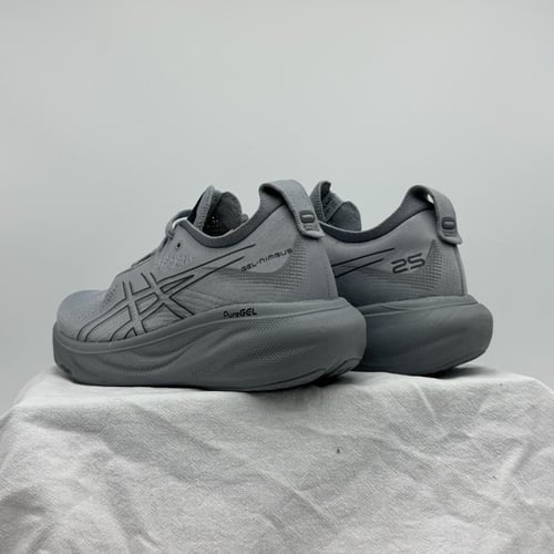 حذاء اسيكس Nimbus 25