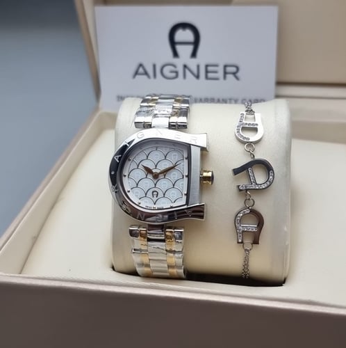 ساعة واسوارة أقنر نسائي