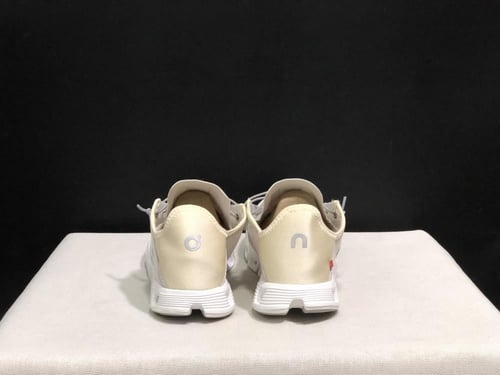 حذاء اون راننج on running cloud 5