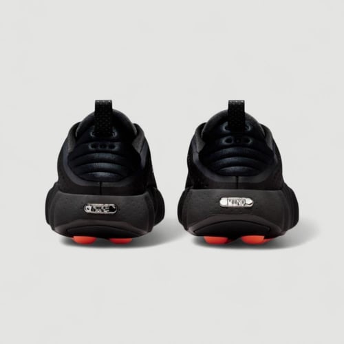 حذاء سنيكر نايكي مايند 002 اسود للجنسين