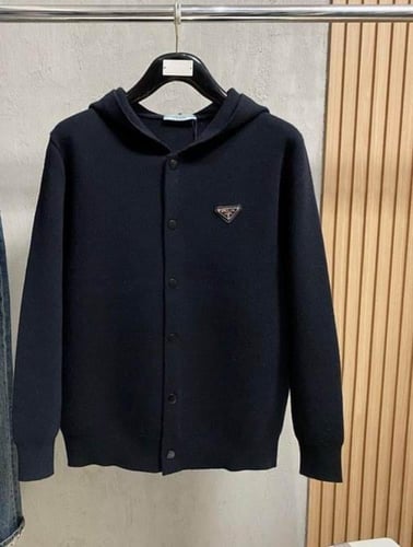 جاكت صوف برادا رجالي