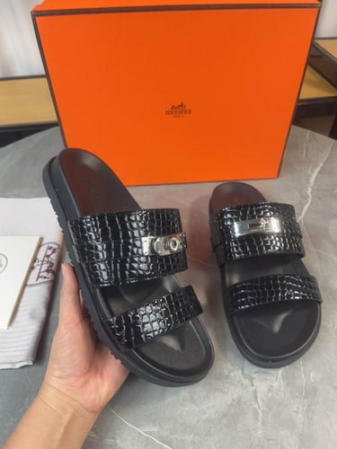 صندل هيرمز جاكسون رجالي اسود