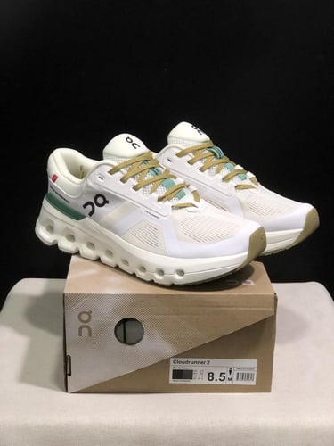 حذاء اون راننج on running cloudrunner2