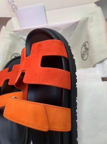 صندل هيرمز شايبر للجنسين