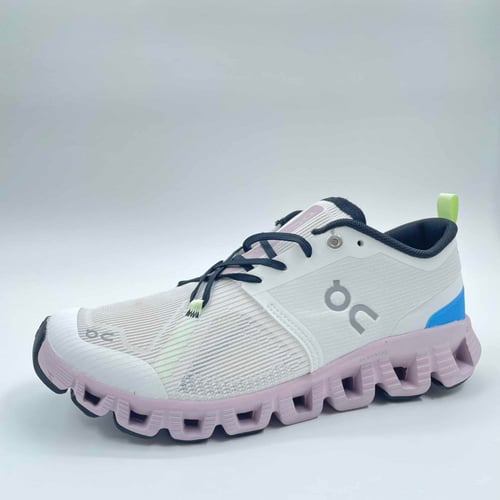 حذاء اون راننج كلاود on running