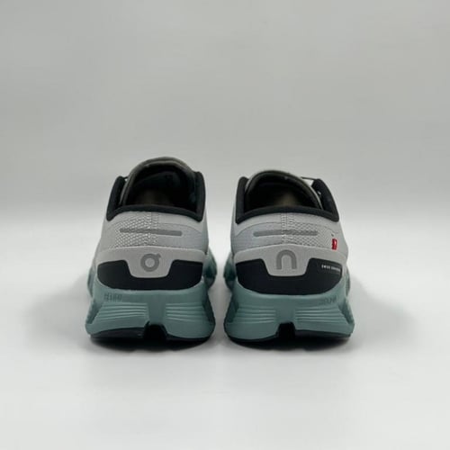 حذاء اون راننج كلاود