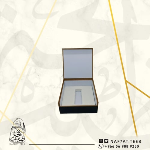 علبة خشبية فاخرة لون أسود (ربع تولة أو أوقية)