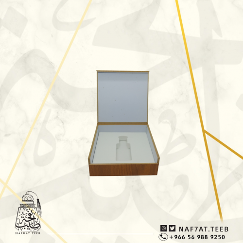 علبة خشبية فاخرة لون بني ( تولة أو أوقيتين)