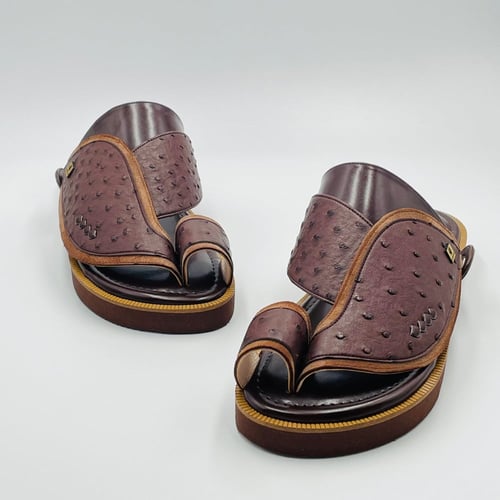 حذاء جلد نعام مطبوع