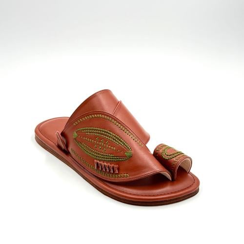 حذاء لون جملي مطرز صوف كتان اخضر