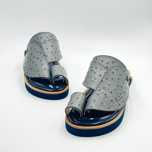 حذاء نعام مطبوع