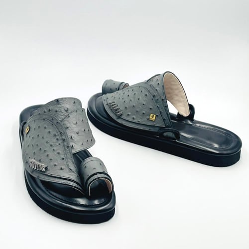 حذاء نعام مطبوع