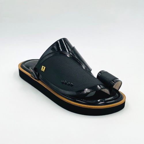 حذاء ساده لون اسود