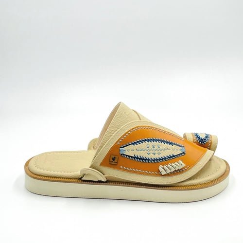 حذاء مطرز صوف كتان