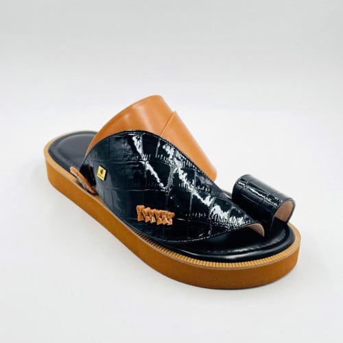 حذاء جلد تمساح مطبوع