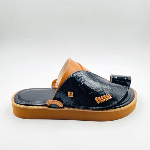 حذاء جلد تمساح مطبوع