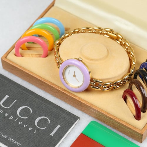 ساعة قوتشي الشهيرة - Vintage Gucci bezel watch