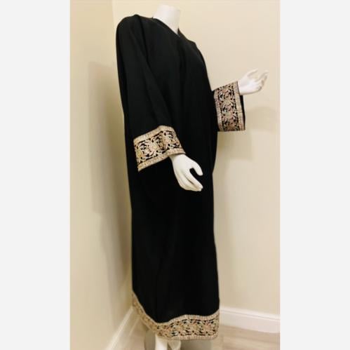 عبايات مطرزه